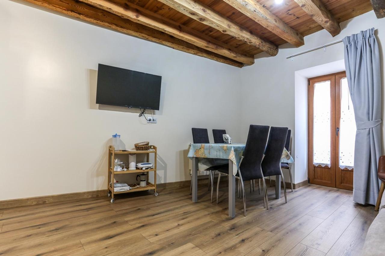 Apartamentos Turisticos Ribera Natura San Martin de Rubiales Exteriör bild
